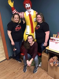 Students with Ronald McDonald